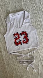 کراپ تاپ بندی سفید با چاپ عدد