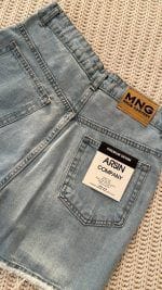 دامن شلوارکی جین یخی نمای پشت