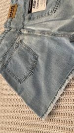 دامن شلوارکی جین یخی نمای پشت