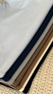 کراپ تاپ یقه اسکی نمای نزدیک