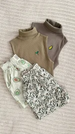 ست یقه اسکی و شلوارک راحتی دخترانه طرح آووکادو و برگ