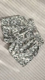 شلوارک راحتی دخترانه طرح برگ