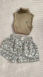 ست یقه اسکی و شلوارک راحتی دخترانه طرح برگ