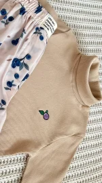 یقه اسکی آستین فینگر دار طرح بلوبری